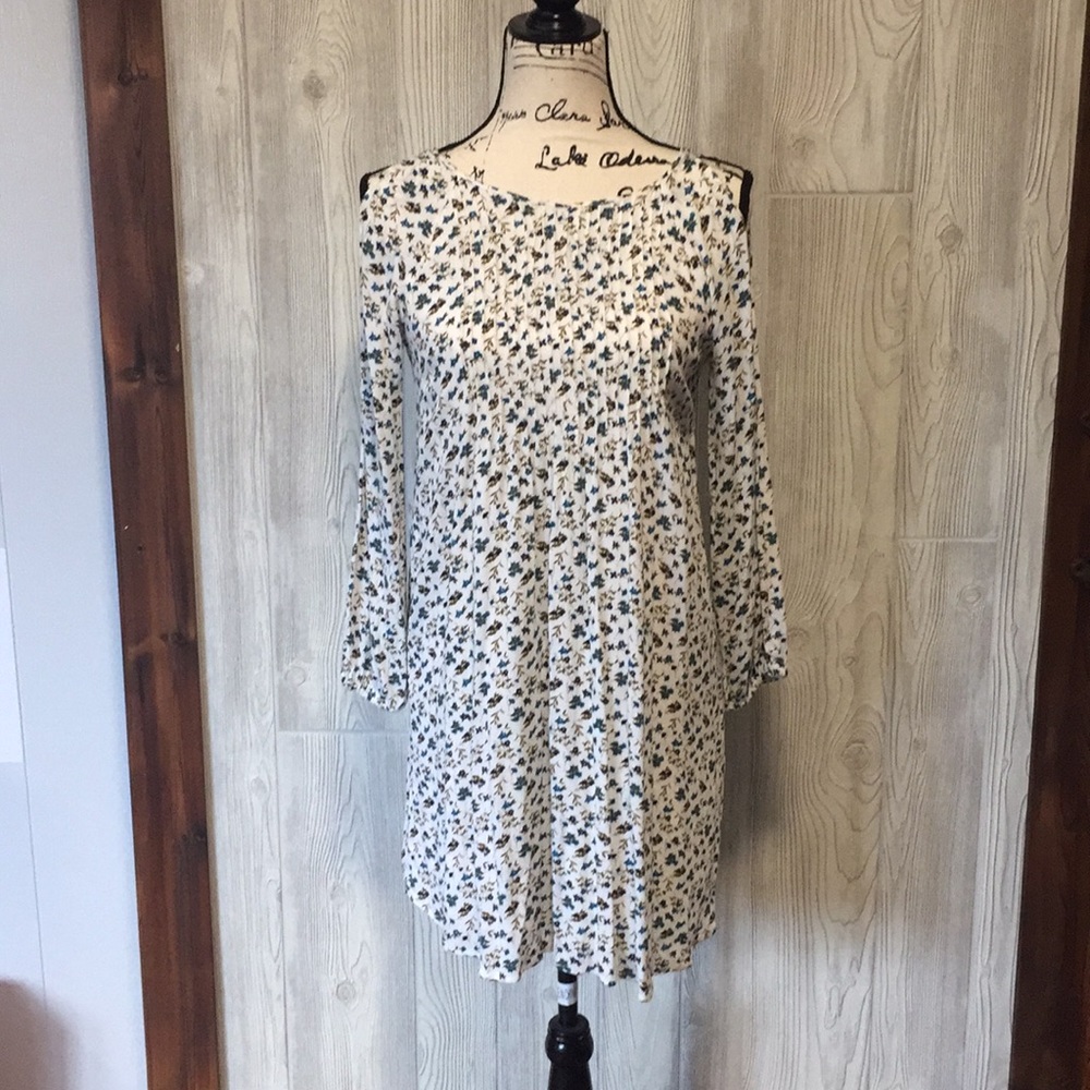 long sleeve cold shoulder floral dress